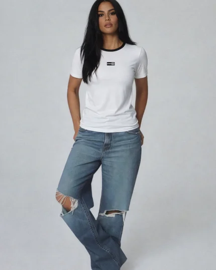 DOM3N3CH3S Emblem Tee